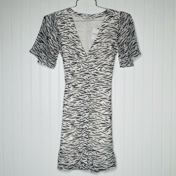 Abercrombie & Fitch Zebra Fit Button Up Mini Dress - Picture 2 of 7